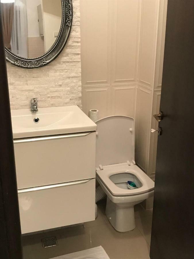 Anastasia Apartament Cu 2 Camere โอร์โชวา ภายนอก รูปภาพ